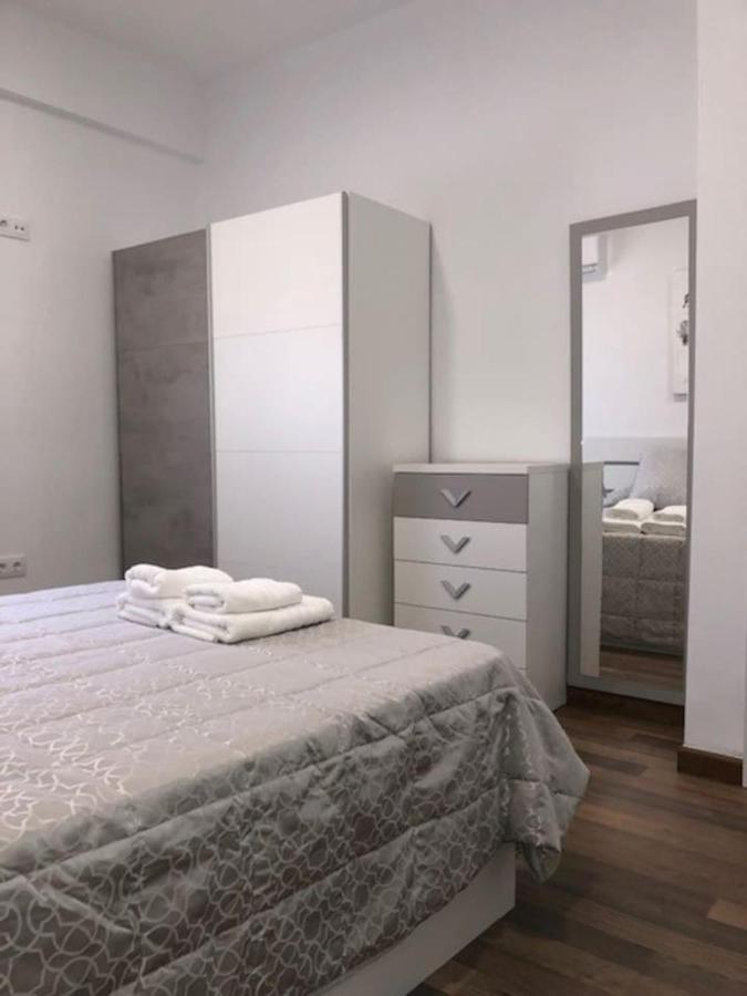 RG apartamentos Almeria Exterior foto